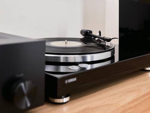 Yamaha musiccast vinyl 500 black